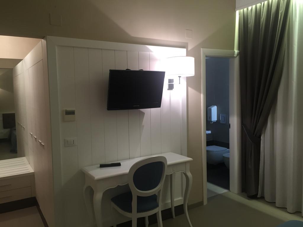 Grand Hotel Montesilvano Marina Стая снимка