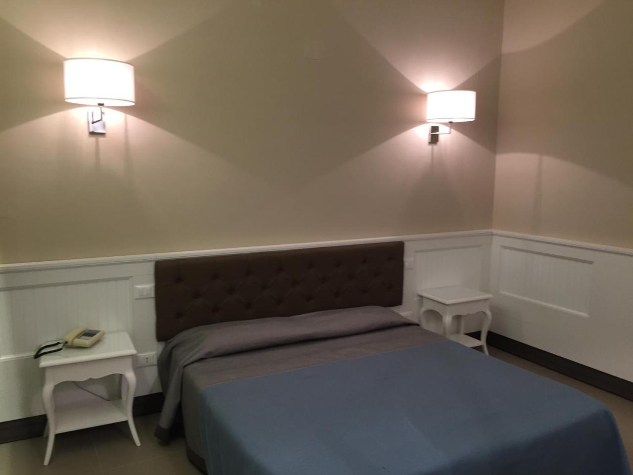 Grand Hotel Montesilvano Marina Екстериор снимка