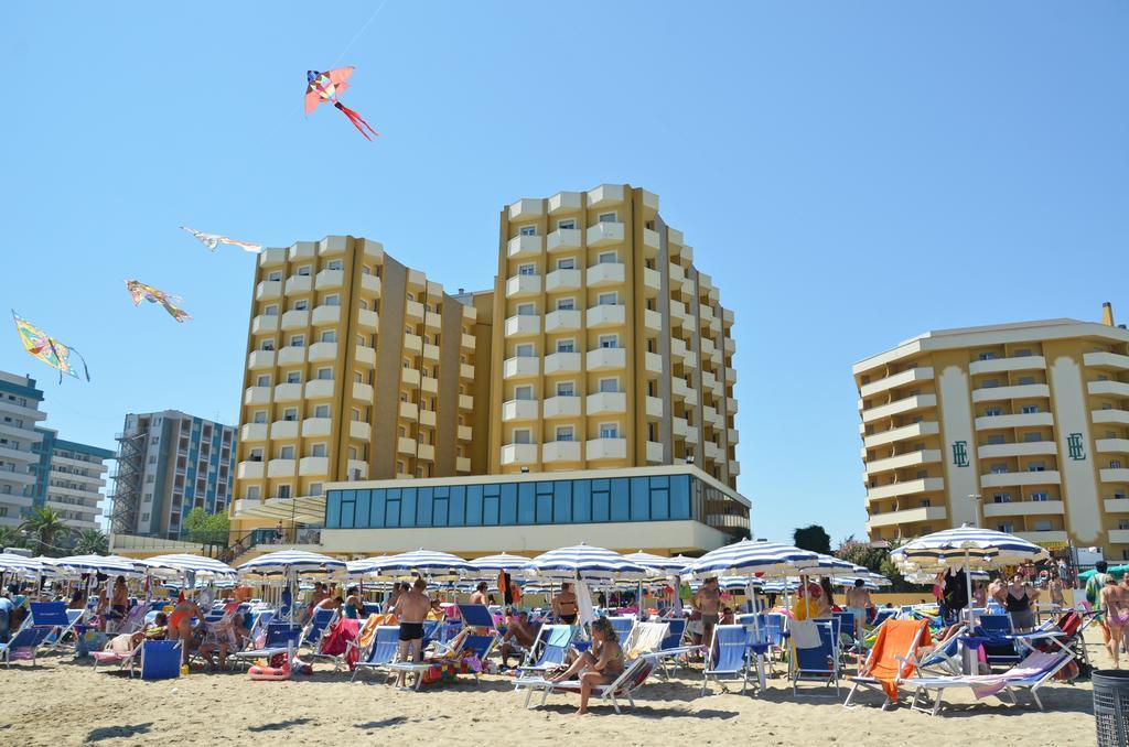 Grand Hotel Montesilvano Marina Екстериор снимка