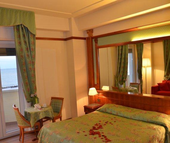 Grand Hotel Montesilvano Marina Екстериор снимка